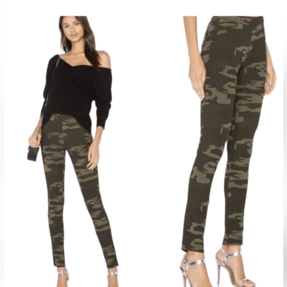 New with tags, Anthropologie sanctuary, camo pants, size small